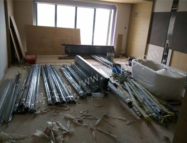 漢陽聯投半島酒店不銹鋼到貨現場