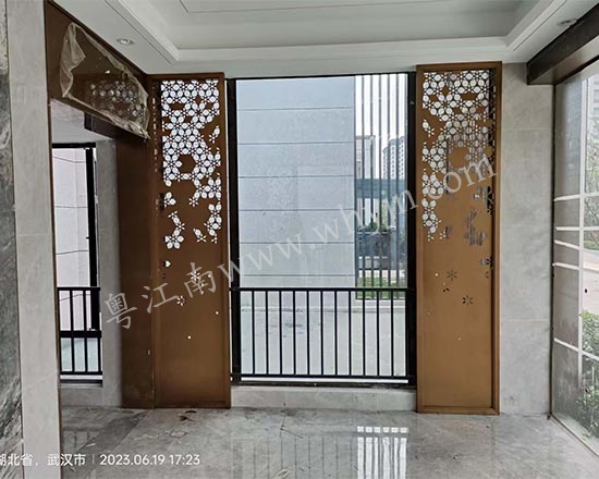 不銹鋼雕花屏風(fēng)